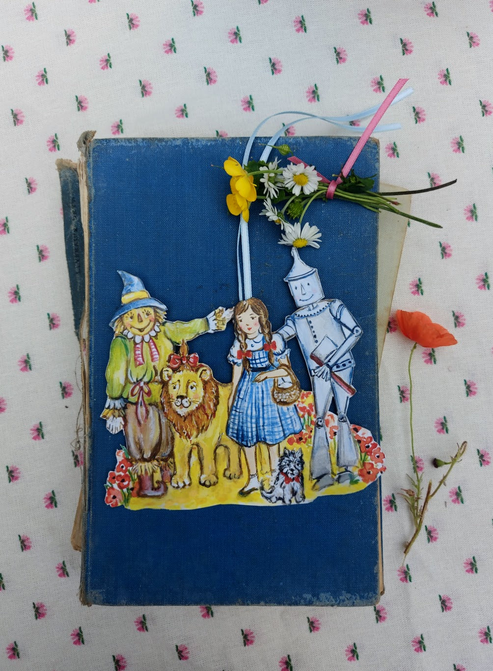 The Wizard of OZ ~ Hanging Wooden Decoration
