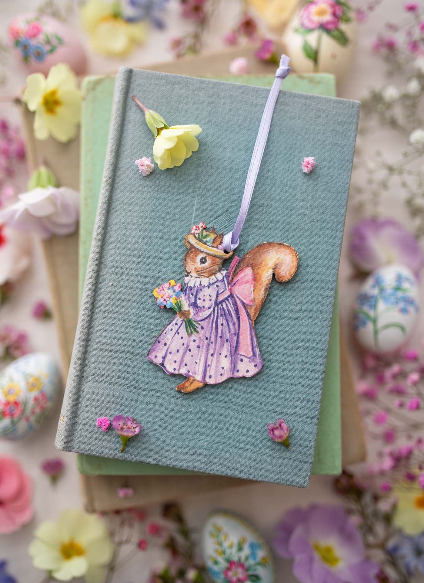 Spring Squirrel ~Hanging Wooden Decoration