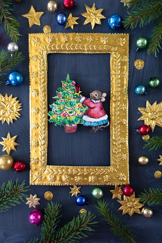 Amy Swann X Fortnum & Mason ~ Decorating the Christmas Tree ~ Hanging Wooden Decoration