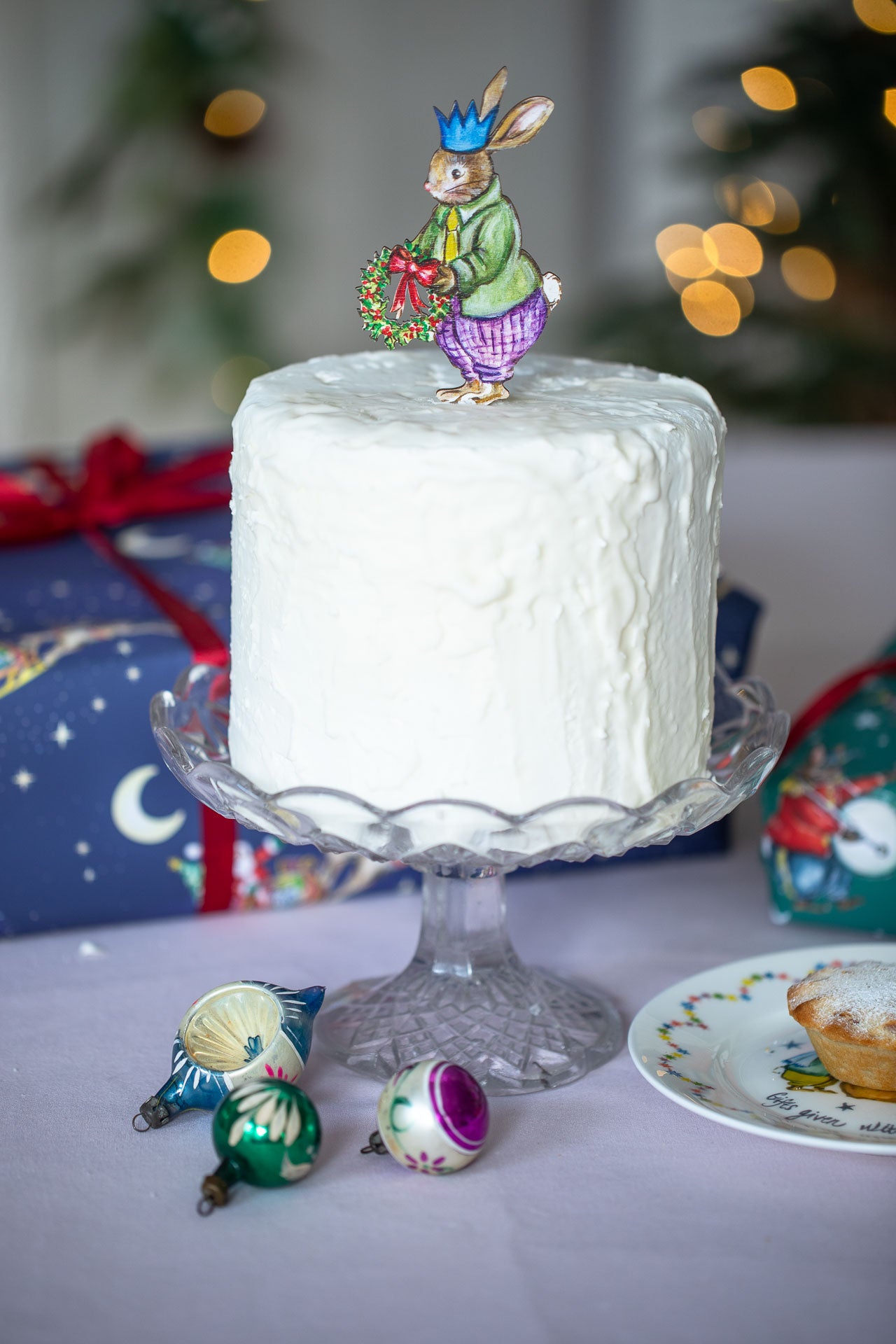 Mr Rabbit with Garland ~ Wooden Cake Topper