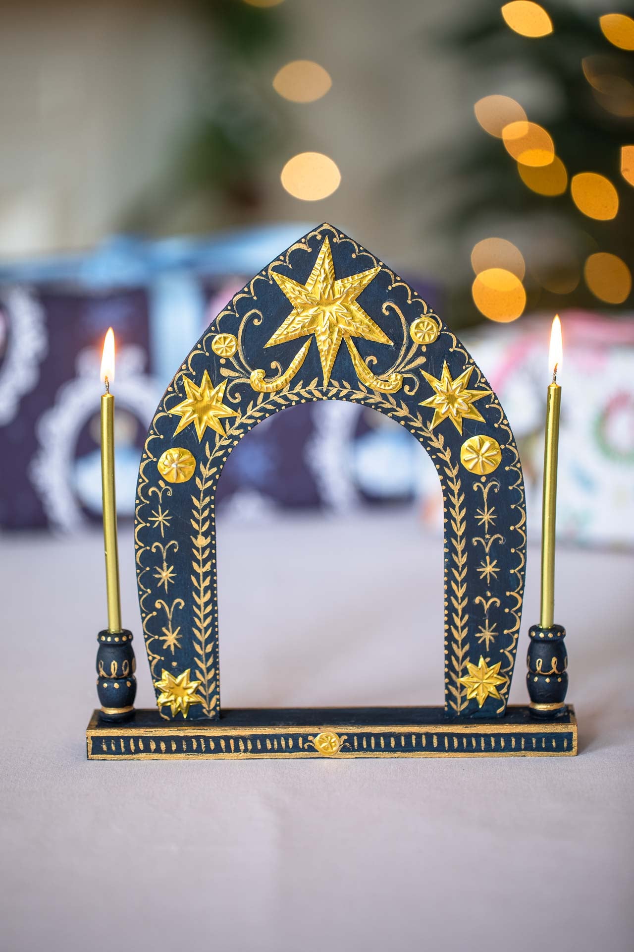 The Decoration Arch ~ Hand Painted Decoration Hanger