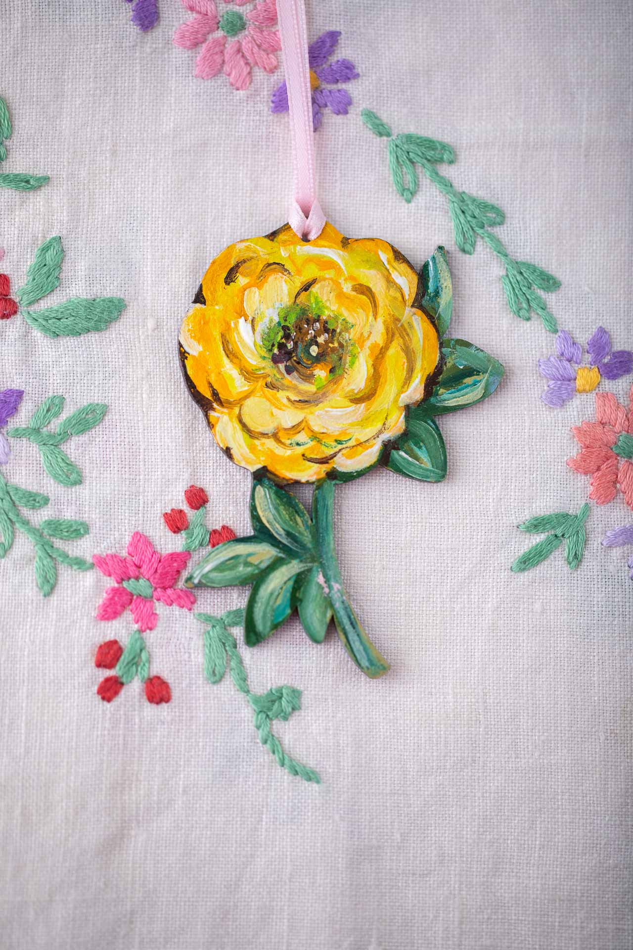 Hand Painted Flower ~ Yellow Rose ~ Hanging Wooden Decoration
