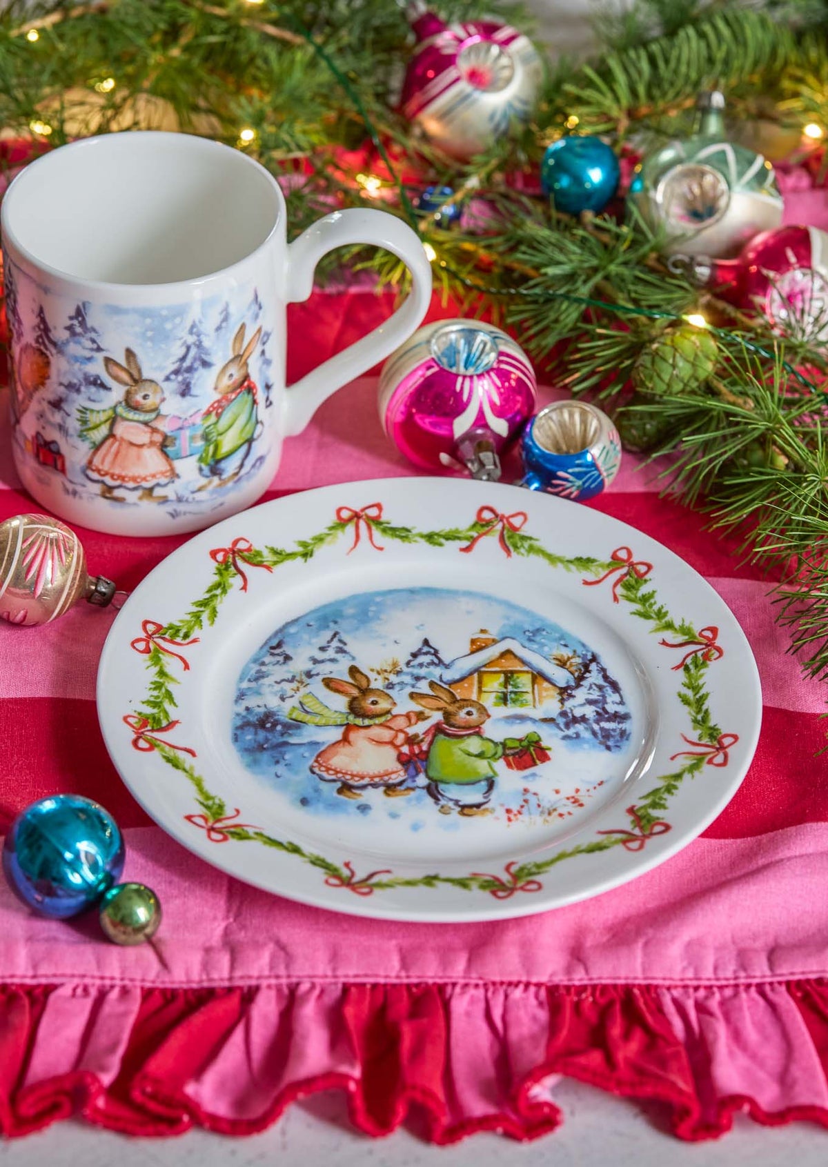 Amy Swann X Fortnum & Mason ~ 'Christmas Tales' ~ Fine Bone China Plate