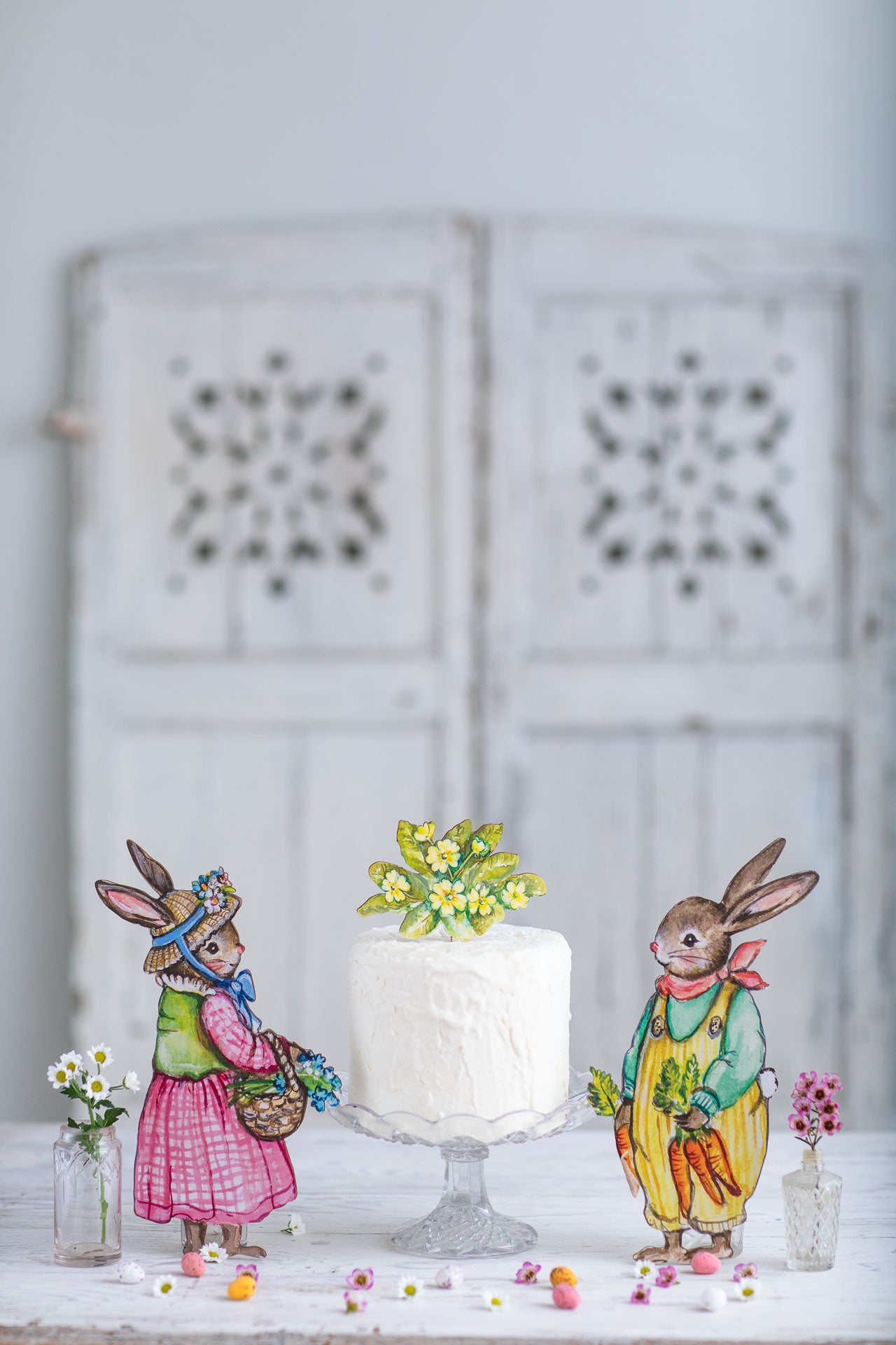 Gardening Bunny with Carrots ~ Large Scale freestanding Decorative piece.