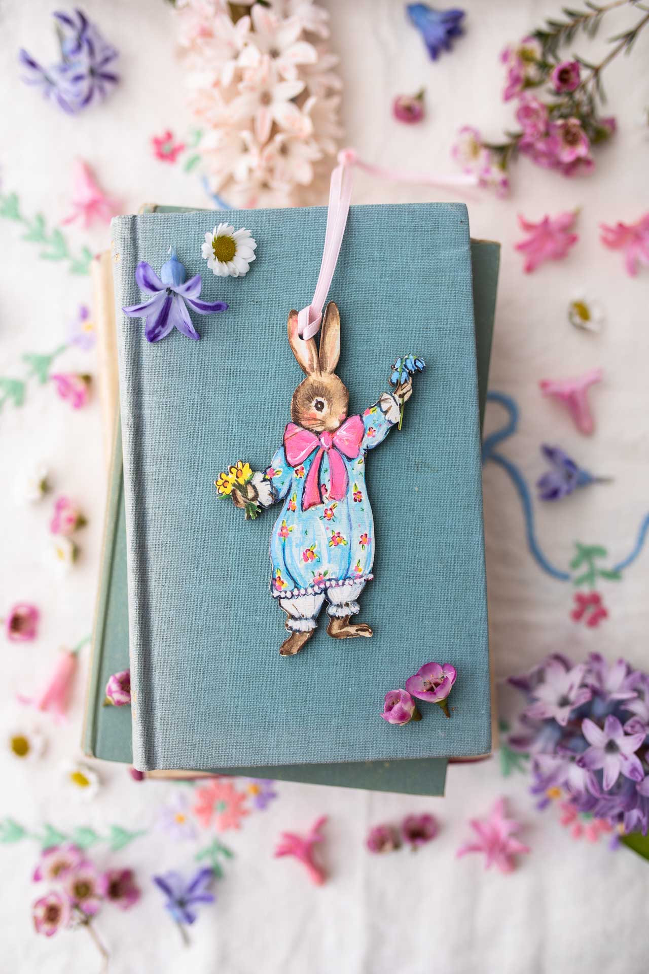 Picking flowers ~ Hanging Wooden Decoration