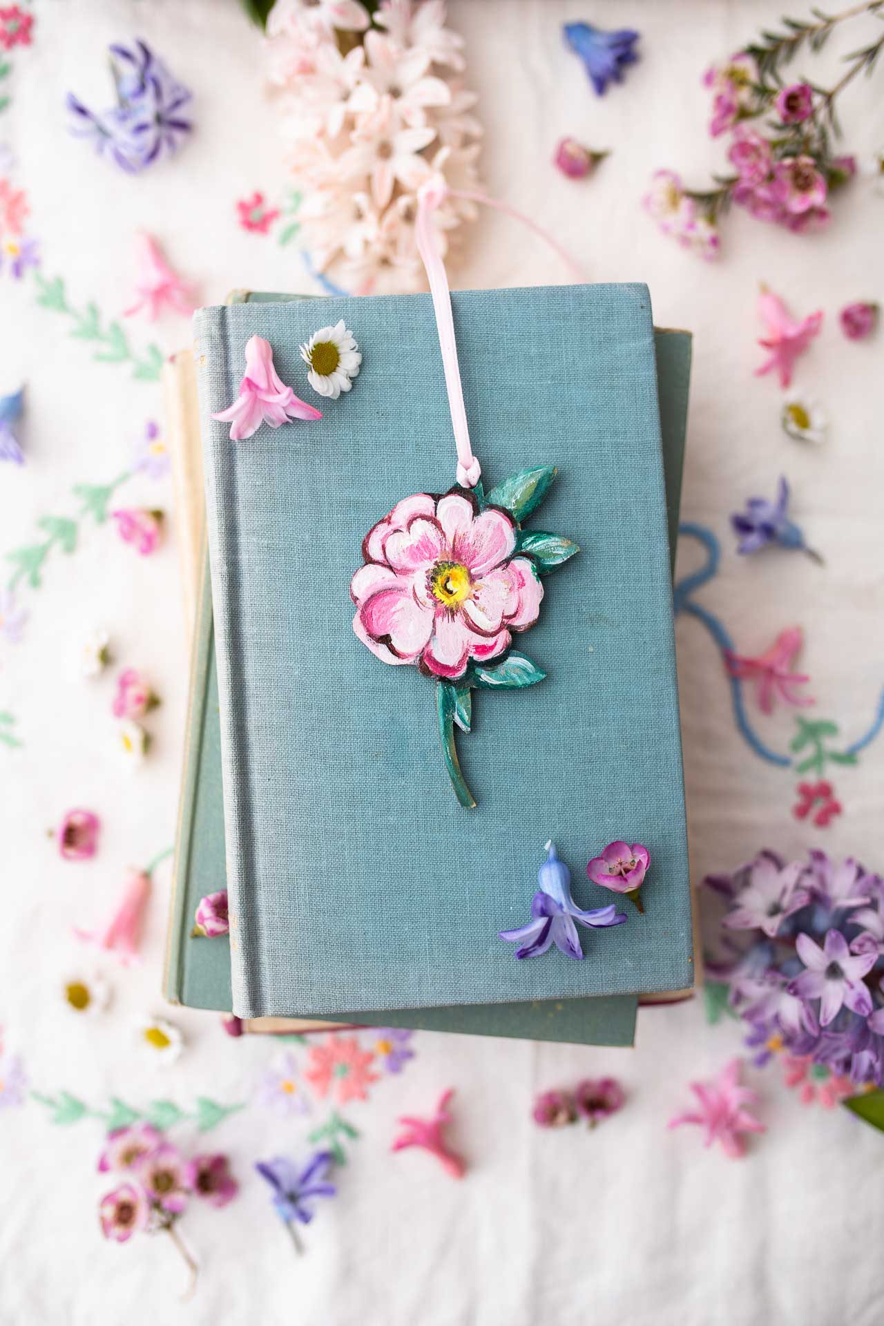 Hand painted Set Of Hanging Flower Decorations