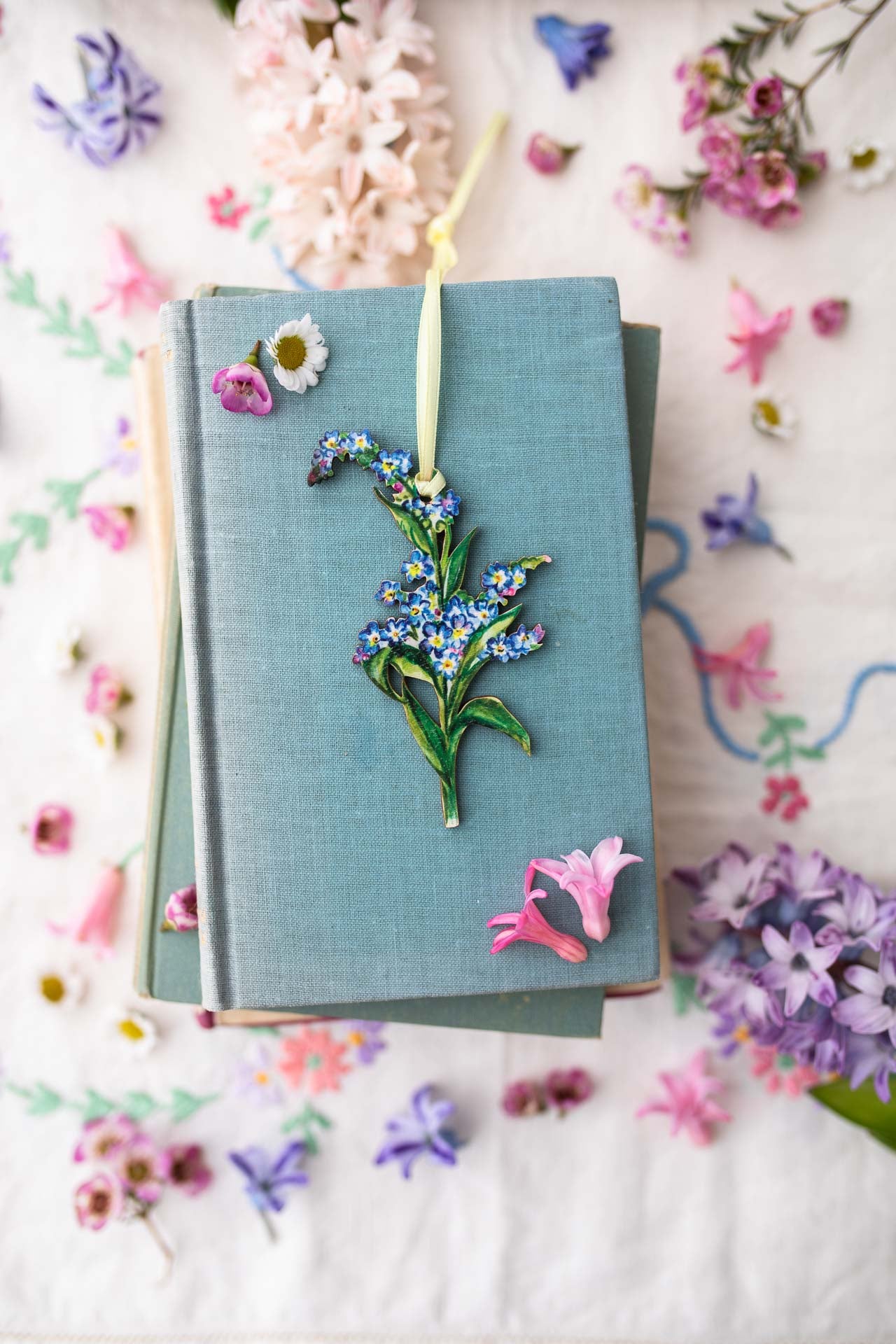 Hand painted Set Of Hanging Flower Decorations